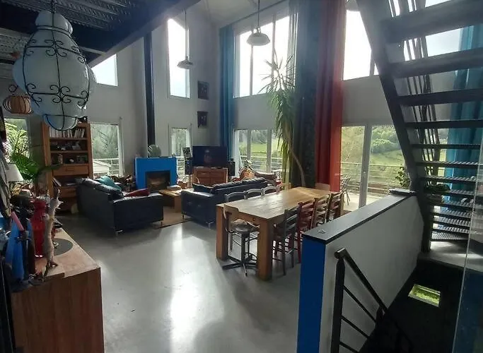 Villa Splendide D Architecte ; Massif Du Pilat *